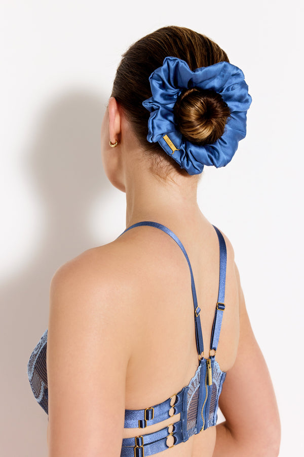 Oversized Scrunchie